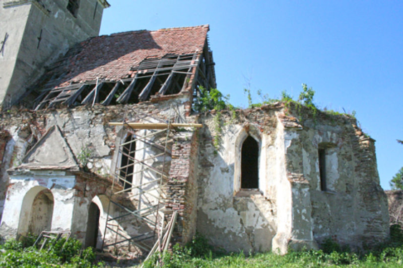 Restaurationsarbeiten an der Kirchenburganlage in ...