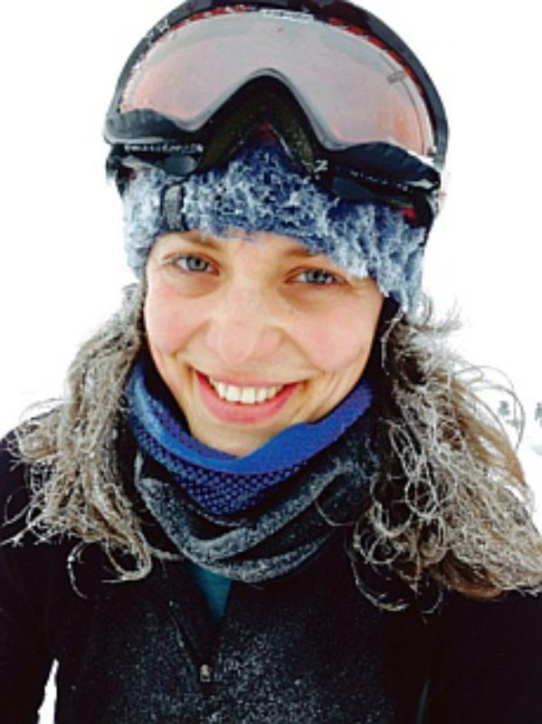 Cosmina Lazar auf Skitour im Silvretta Montafon, ...