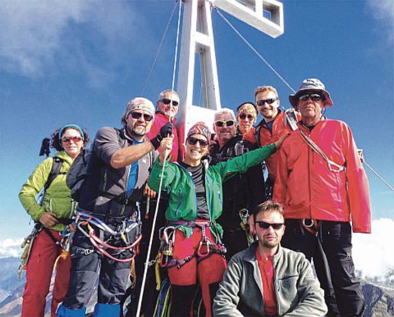 Alle sind oben auf dem Fernerkogel (3278 m) und ...