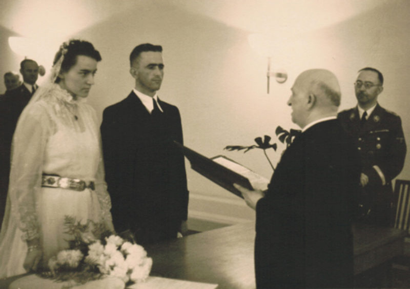 „Eheweihe“ von Volksgruppenfhrer Andreas Schmidt ...