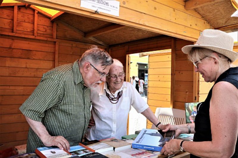 Das Verleger-Ehepaar Dr. Maria Hppner-Roth und ...