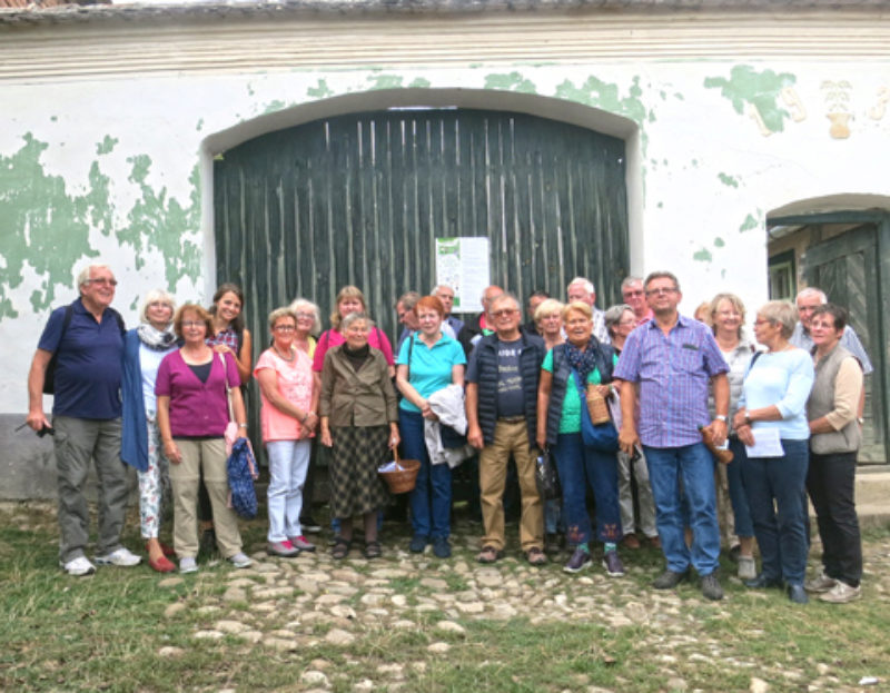 Norddeutsche Reisegruppe zu Besuch in Deutsch ...