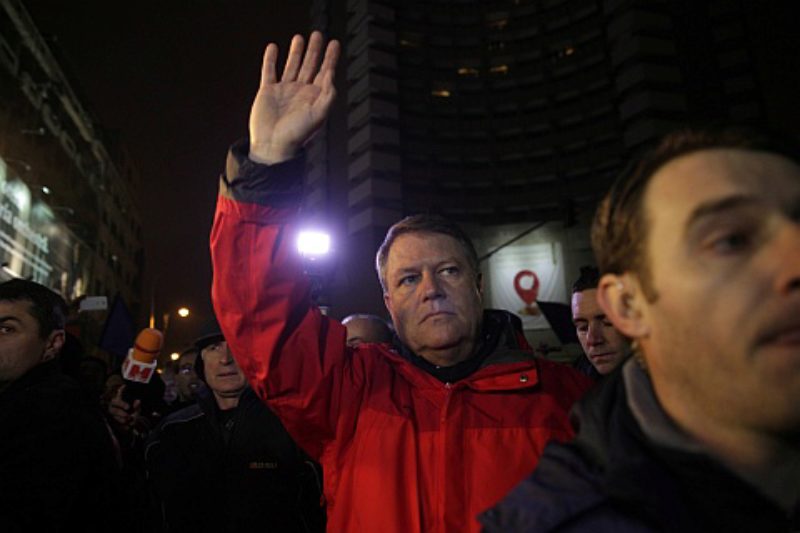 Staatsprsident Klaus Johannis ging mit Tausenden ...