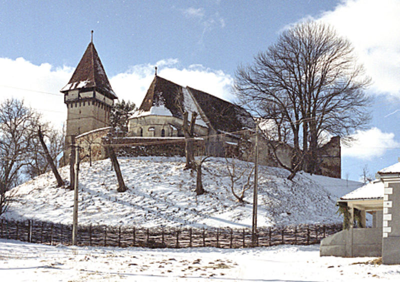 Ansicht der Kirchenburg Magarei von Nordosten, ...