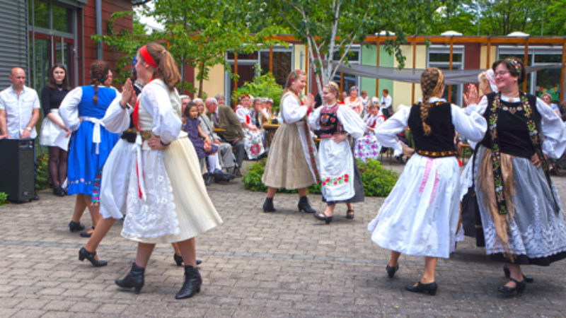 Die Jugendtanzgruppe Herzogenaurach trat unter ...