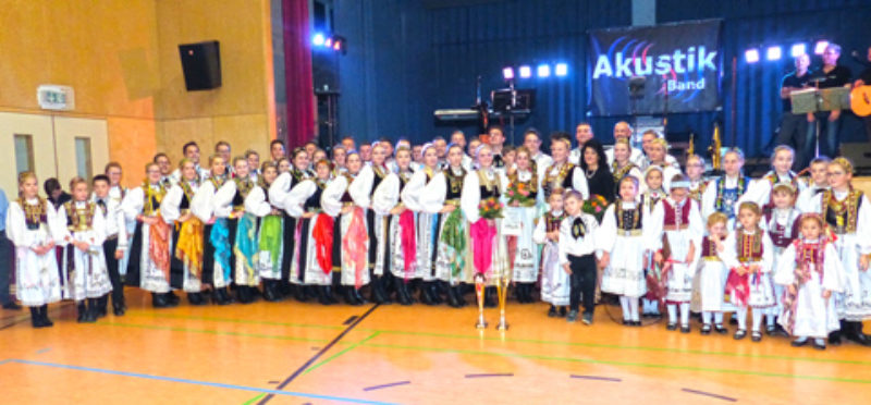 Kinder- und Jugendtanzgruppen Biberach mit ...