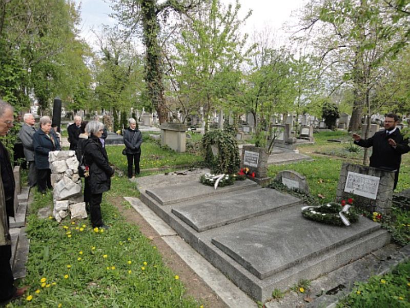 Auf dem stdtischen Friedhof in Hermannstadt ...