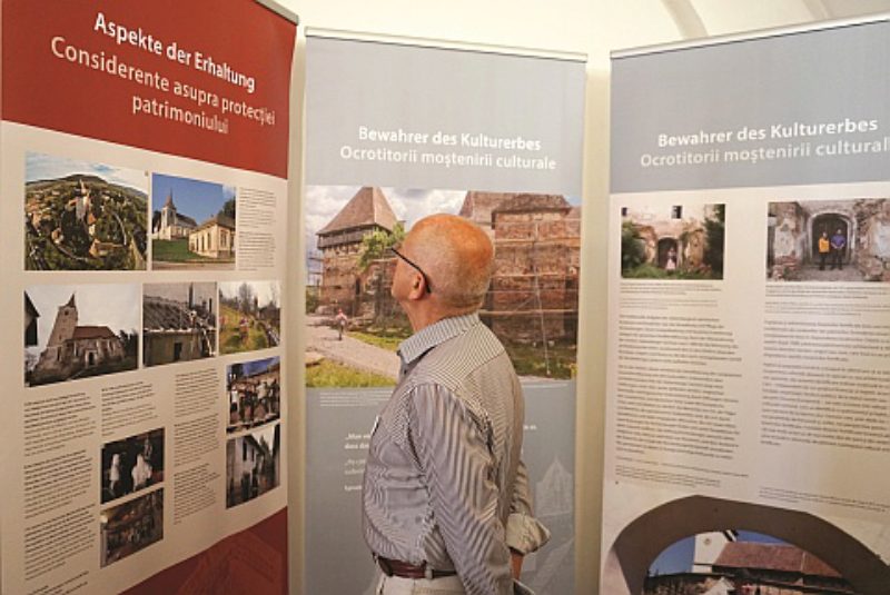 Blick in die Kirchenburgen-Ausstellung in ...