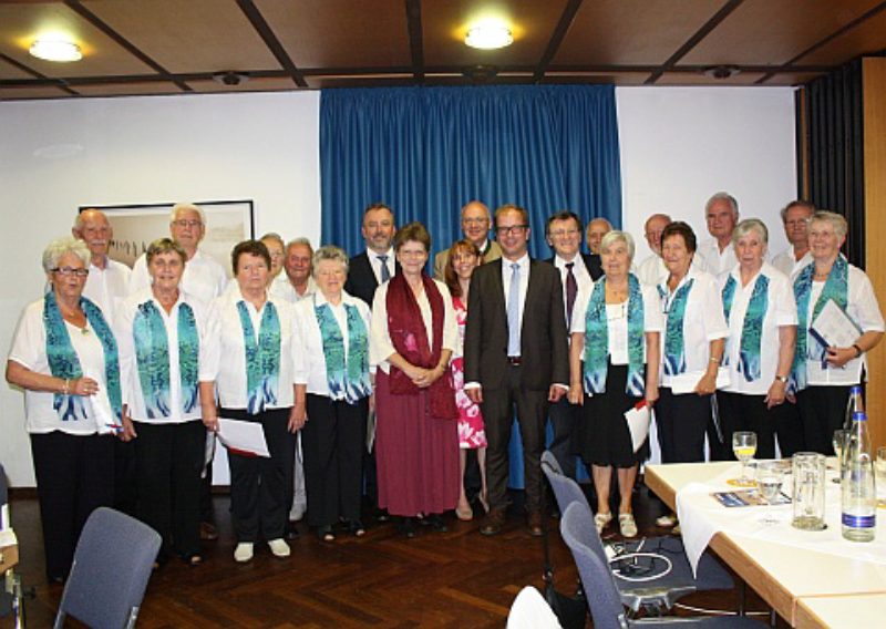 Dr. Bernd Fabritius referierte in Geretsried ber ...