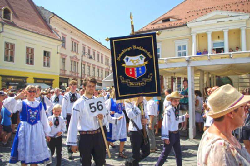 Meschner Trachtengruppe beim Sachsentreffen in ...