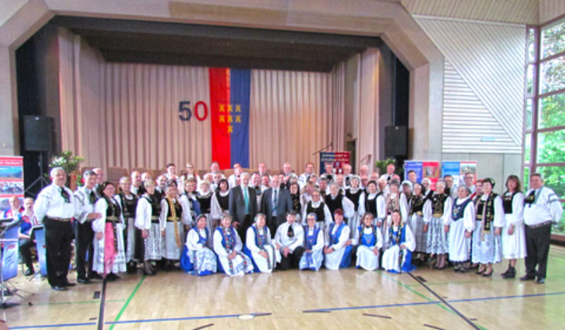 Trachtentrger bei der Jubilumsfeier der ...