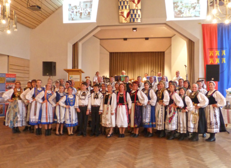 Die Volkstanzgruppe Ingolstadt und die Tanzgruppe ...