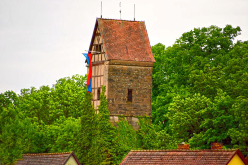 Die Fahne ist schon gehisst: Dinkelsbhl (hier ...