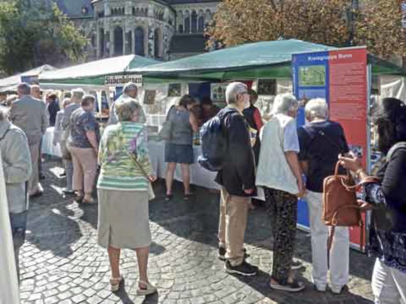 Der Stand der Kreisgruppe Bonn beim „Ostdeutschen ...