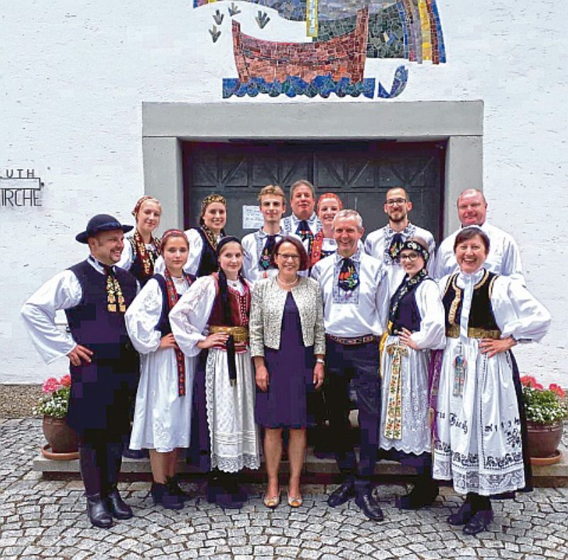 Kronenfest in Regensburg: Gertrud Maltz ...