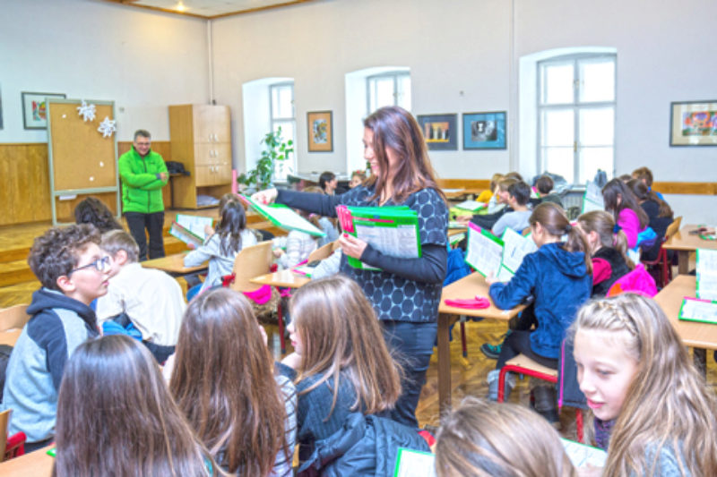 732 Schulbcher wurden am Honterus-Gymnasium in ...