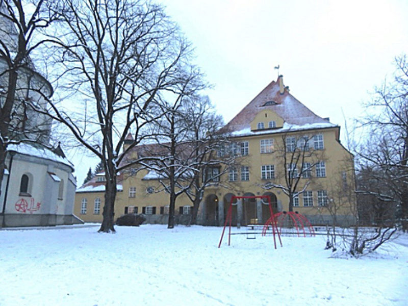 Grundschule am Scherer Platz in Mnchen ...