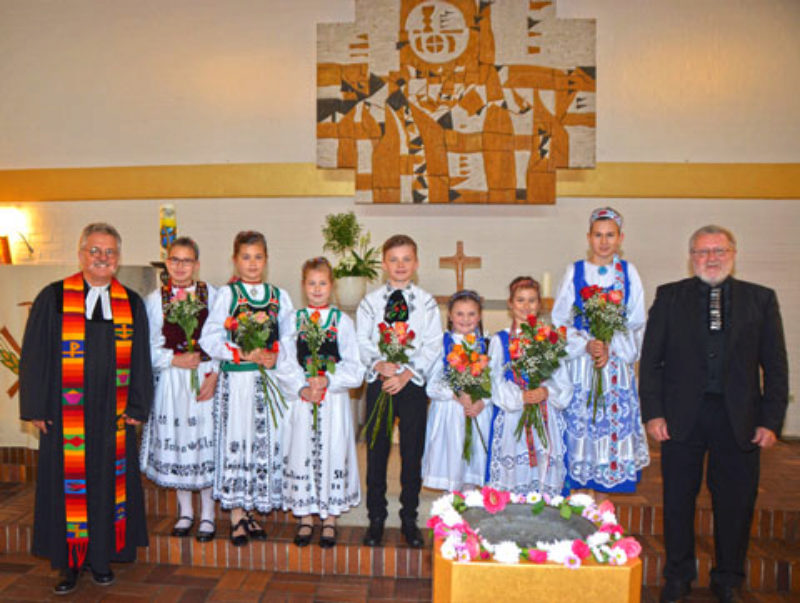 Muttertagsgottesdienst in Augsburg, von links ...