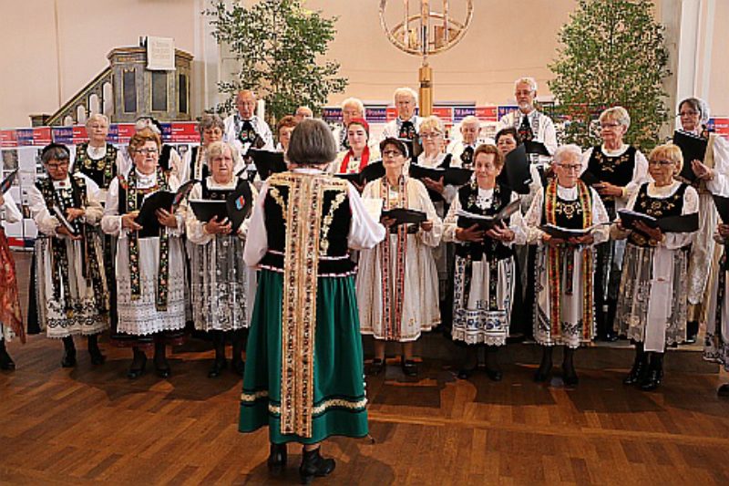 Der Siebenbrger Chor Baden-Wrttemberg unter der ...