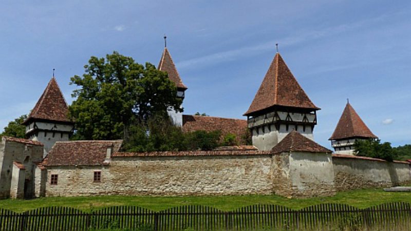 Kleinschenk: die beispielhafte Kirchenburg ist ...