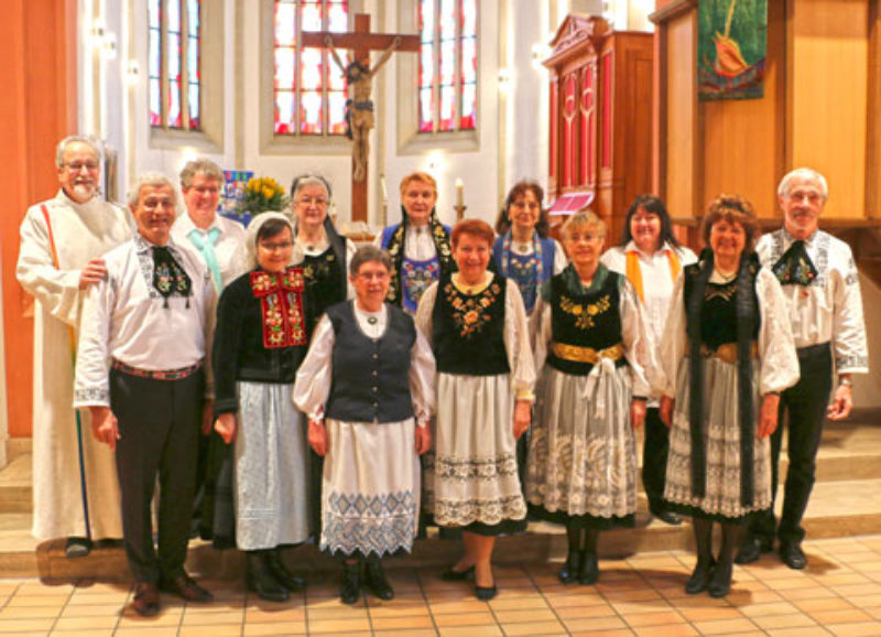 „Singkreis Kampestweinkel“ im Gottesdienst in ...