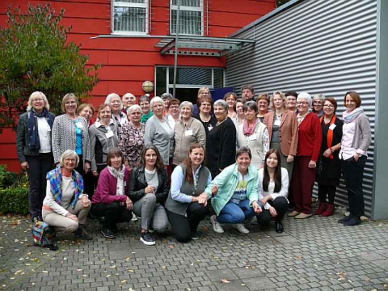 Gruppenbild der Kultur- und Frauenreferent/innen ...