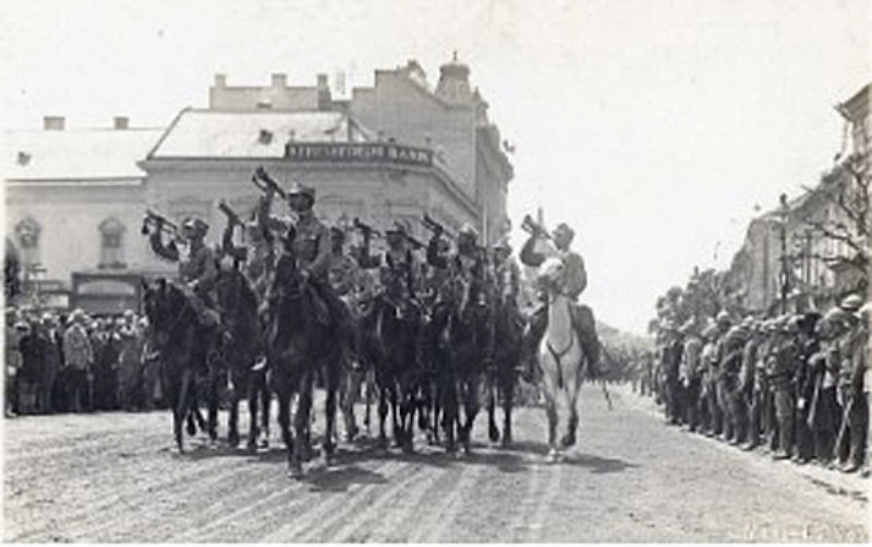 Rumänische Truppen in Klausenburg, 1918 ...