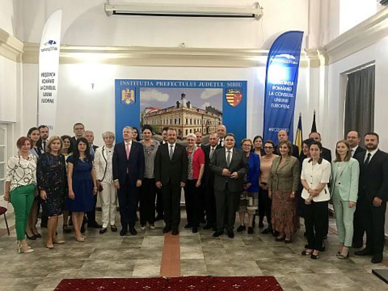 Gruppenbild der Teilnehmer der der Deutsch ...