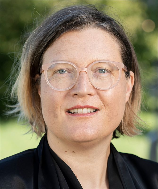 Dr. Nina Zimmer, Direktorin des Kunstmuseums Bern ...