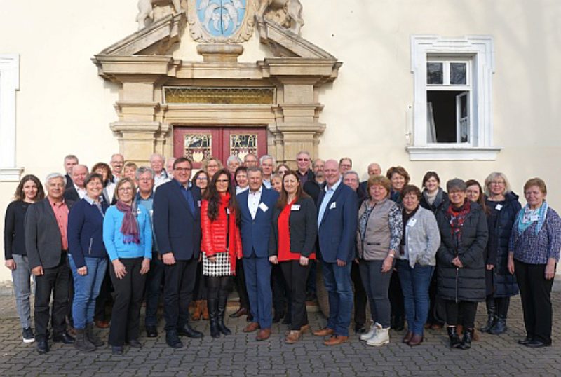 Gruppenfoto mit den Teilnehmern der ...