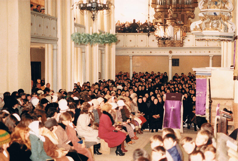 Weihnachtsgottesdienst 1980 mit Pfarrer E. ...