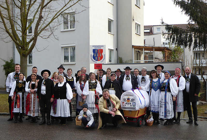 Siebenbrgische Trachtentrger beim 329. ...