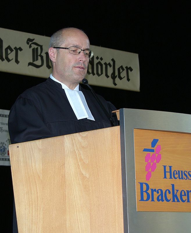 Pfarrer Helmut Kramer hielt die Predigt beim ...