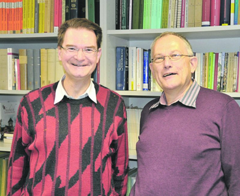 Ulrich Wien (links) und Martin Armgart in der Uni ...