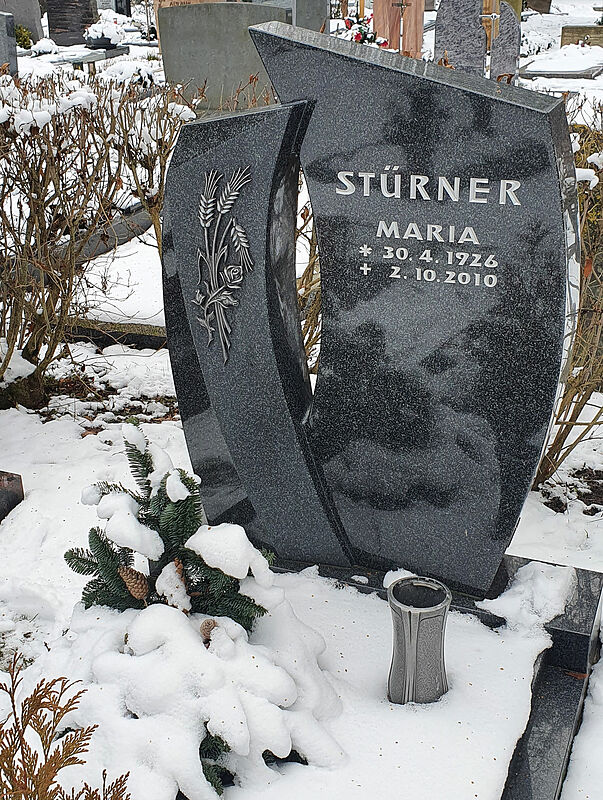 Grab von Maria Stürner im Ulmer Stadtteil ...