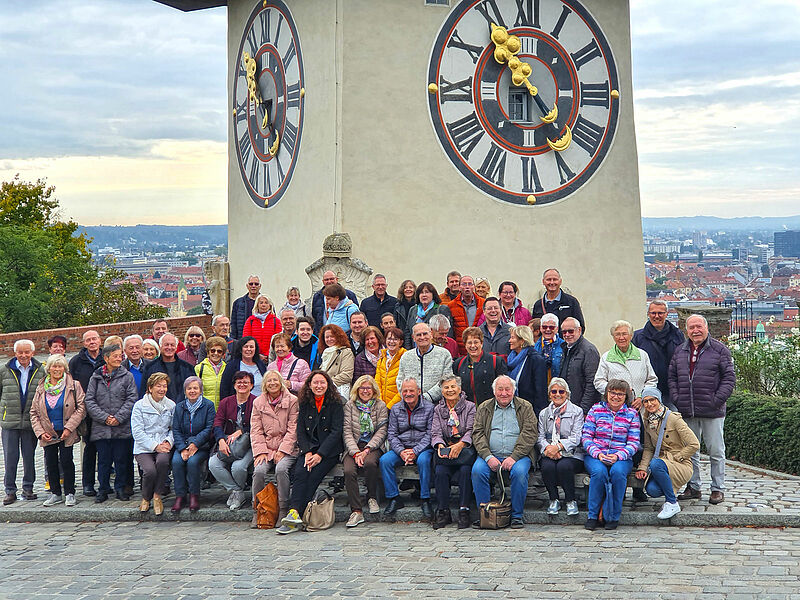 Die Reisegruppe aus Traun auf dem Grazer ...