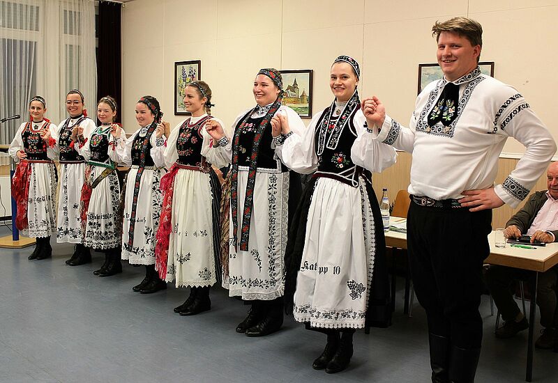 Die Siebenbrgische Jugendtanzgruppe Heilbronn ...