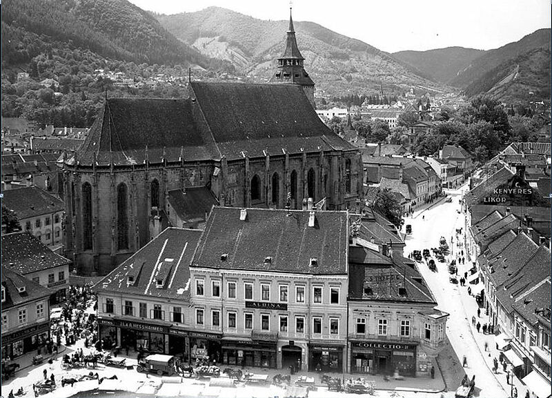 Kronstadt erfuhr in der Zwischenkriegszeit eine ...