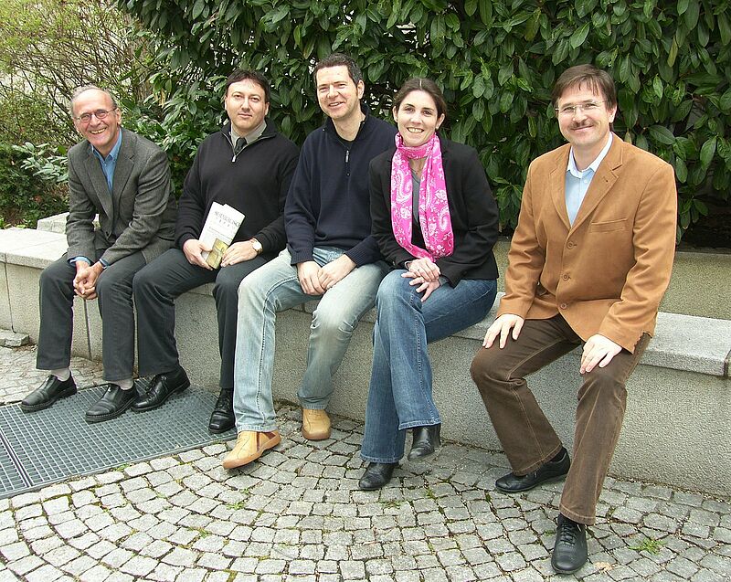 Das Zeitungsteam 2010, von rechts: Siegbert ...