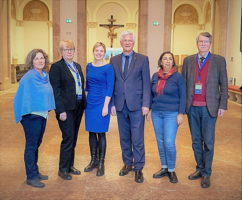 Gruppenbild nach gelungenem Meinungsaustausch: ...