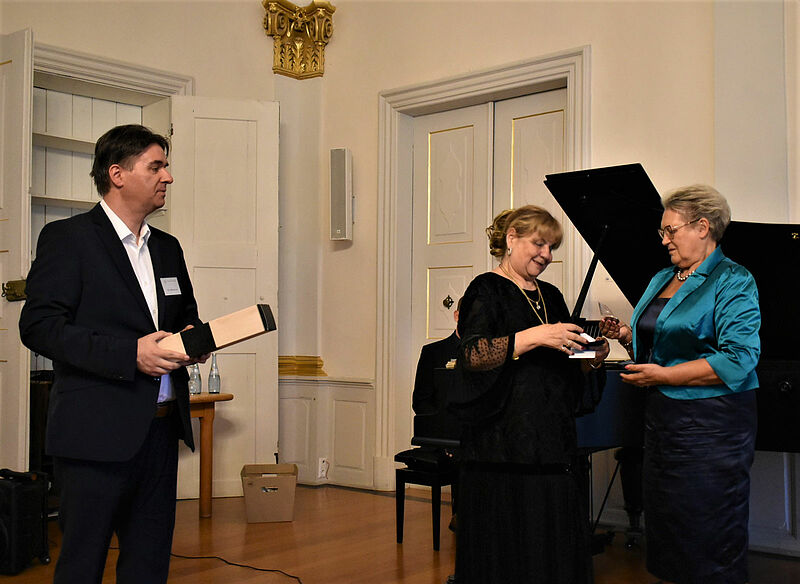 Irina Marin-Cajal (Mitte), Staatssekretärin im ...