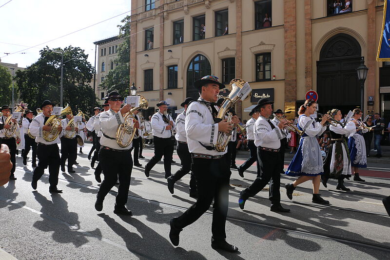 Original Siebenbürger Blaskapelle München in ...