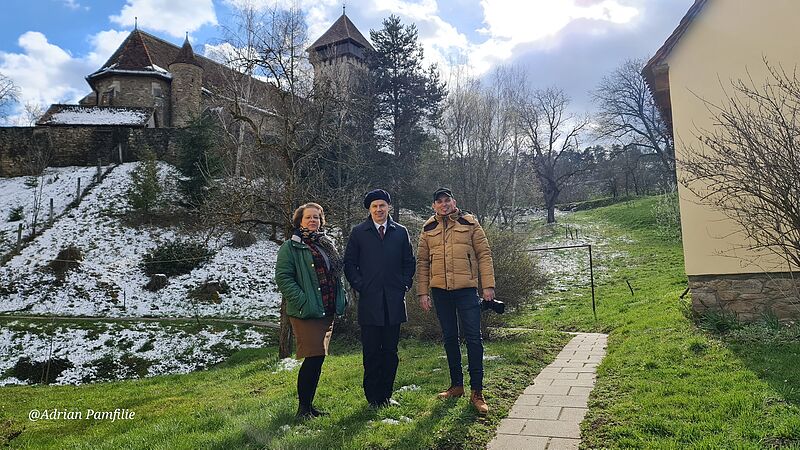 Unterhalb der Malmkroger Kirchenburg nach den ...