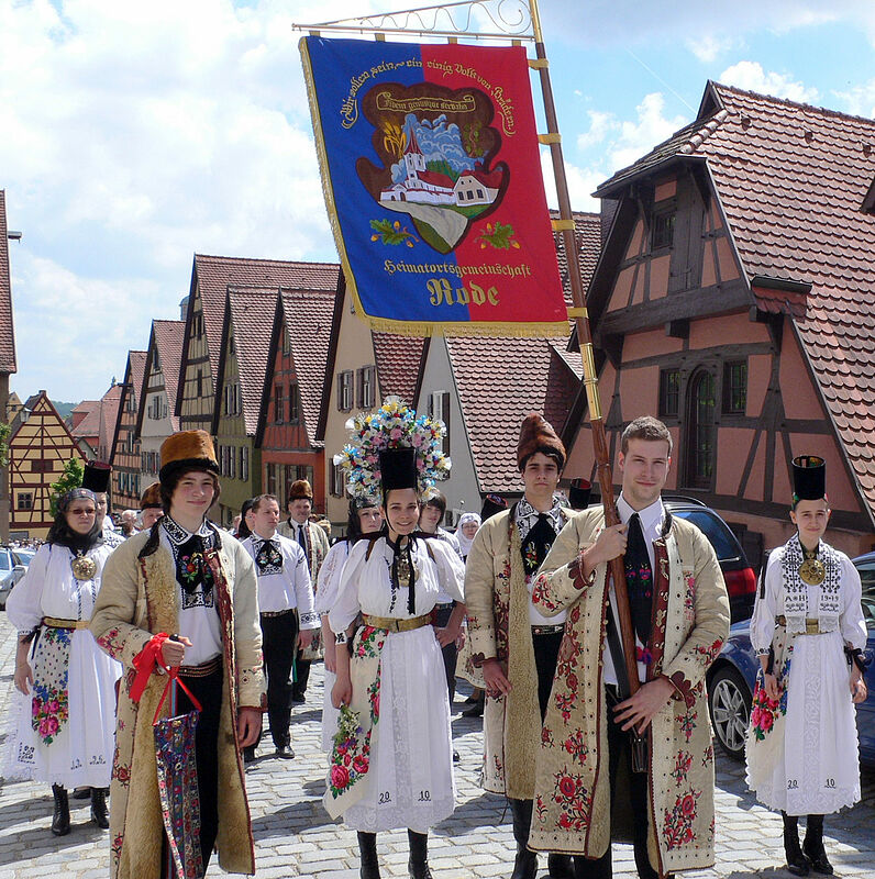 Roder Trachtengruppe beim Heimattag 2010. Foto: ...