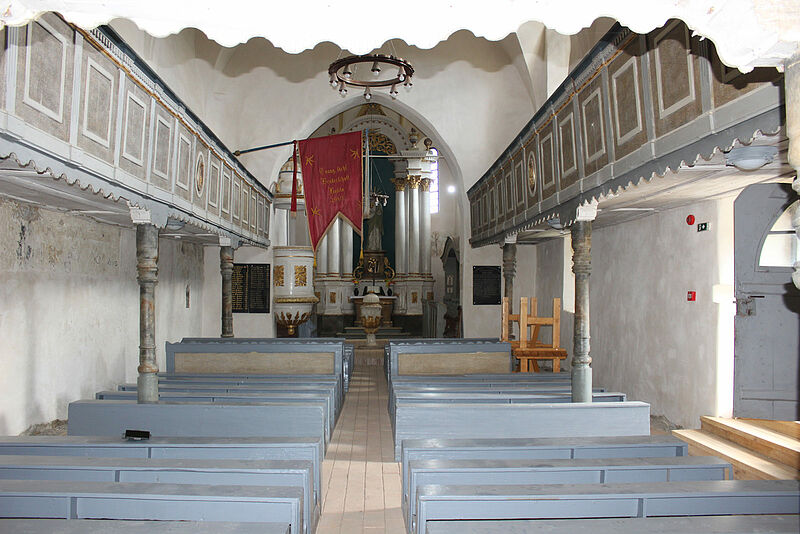 Renoviert wurde auch das Innere der Kirche in ...