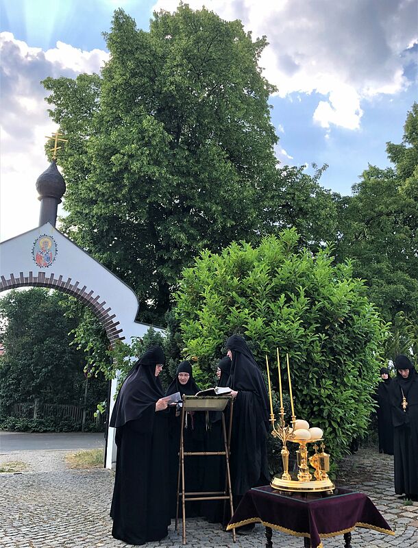 Das einzige (russisch-)orthodoxe Frauenkloster in ...