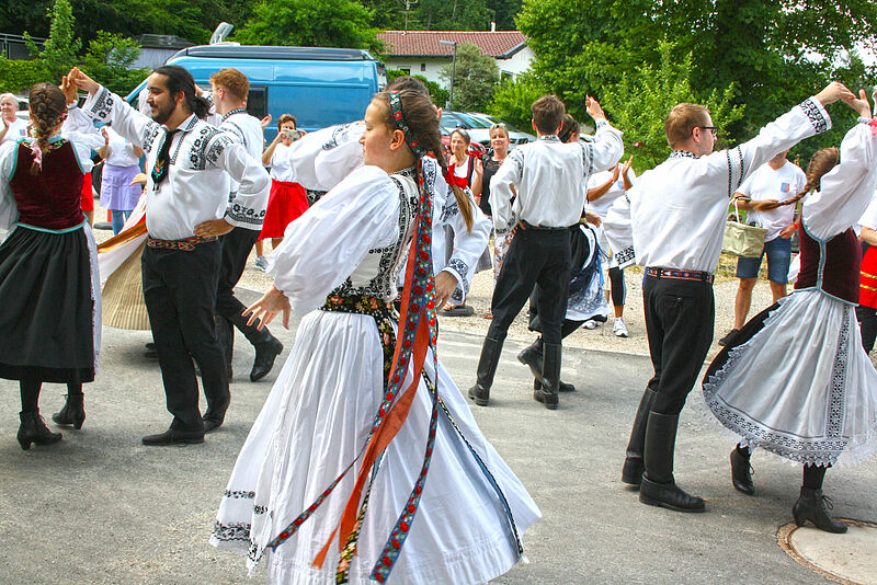 Auftritt der Jugendtanzgruppe Rosenheim. Foto: ...