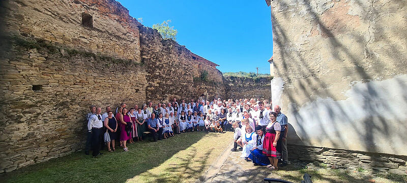 Gruppenbild der Teilnehmer des Heimattreffens im ...