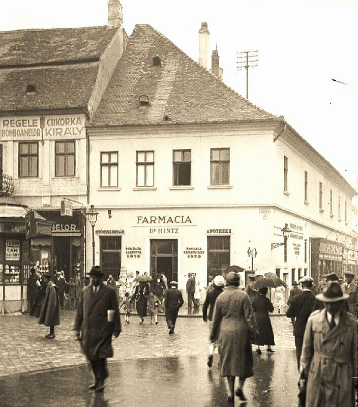 Die alte „Dr. Hintz Apotheke“ (ca. 1930) am ...
