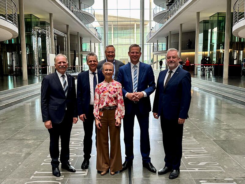 Treffen im Bundestag, von links: Johann Thieen, ...